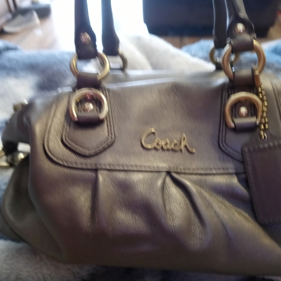 Coach Handbag - Picture 3 of 4